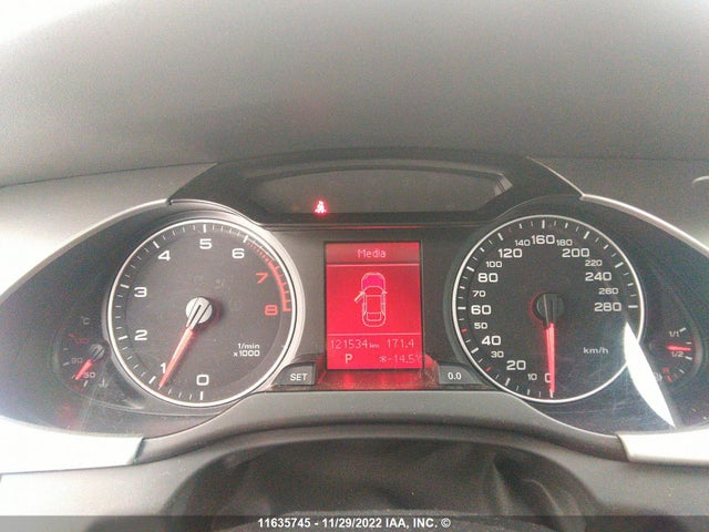 WAUFFCFL0BN008386 Audi A4 Premium Plus