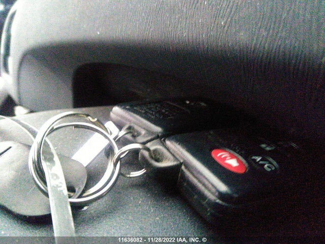 Toyota PRIUS 2015 JTDKN3DU5F1863582 Image 3
