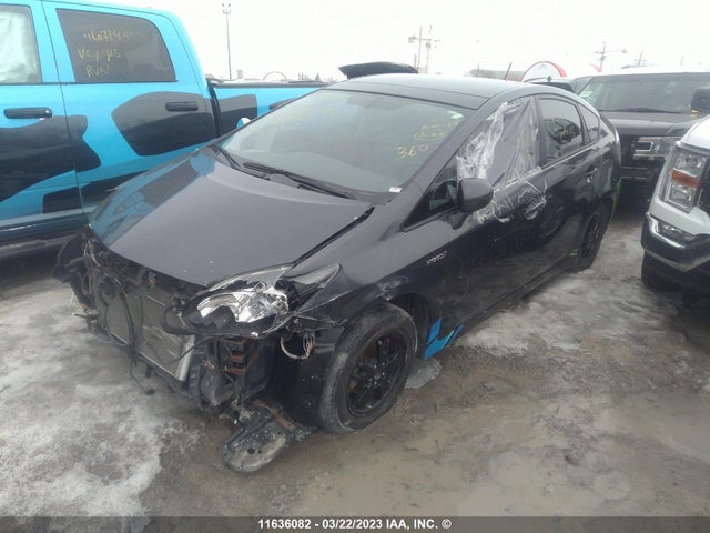 Toyota PRIUS 2015 JTDKN3DU5F1863582 Image 2