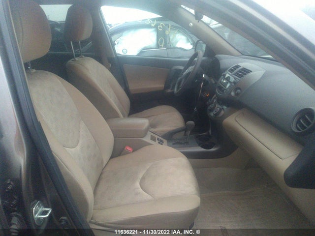 Toyota RAV4 2011 2T3ZF4DV7BW055255 Image 6