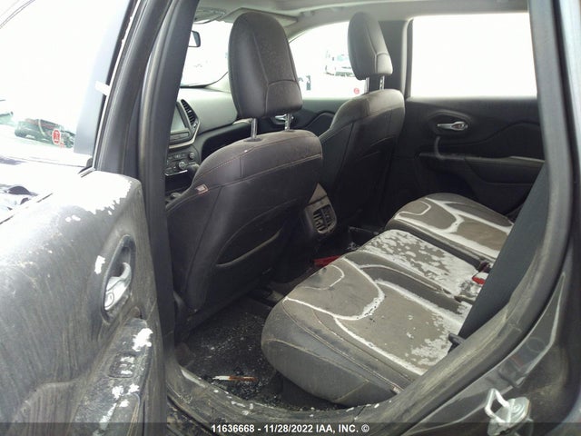 1C4PJMCS7GW225216 Jeep Cherokee Latitude