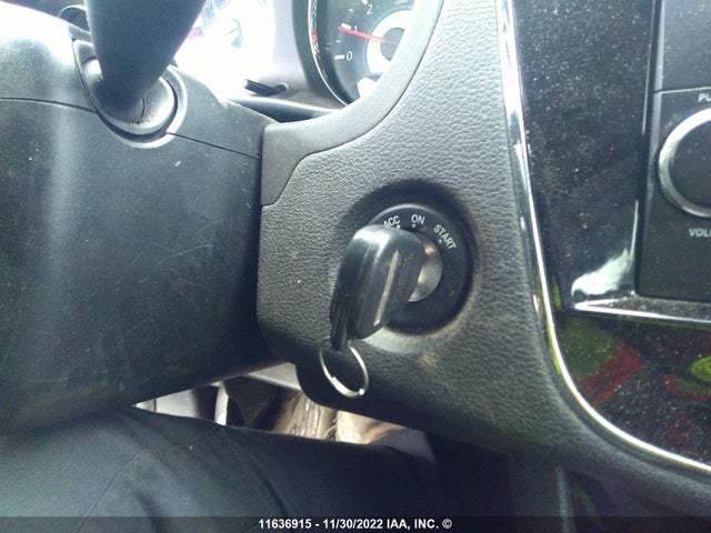 1C3CCBBGXCN239724 Chrysler 200 Touring