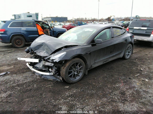 5YJ3E1EAXNF340433 Tesla MODEL 3