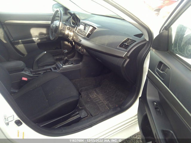 JA32X2HU9FU602290 Mitsubishi Lancer Sportback Es