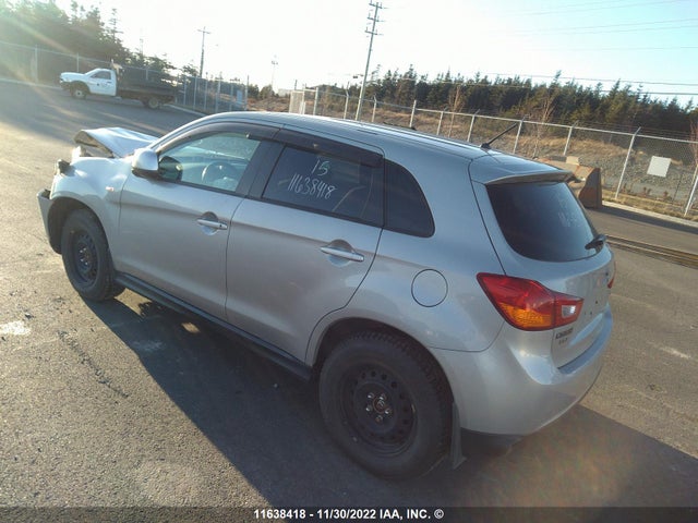 4A4AJ3AU2FE609809 Mitsubishi RVR SE