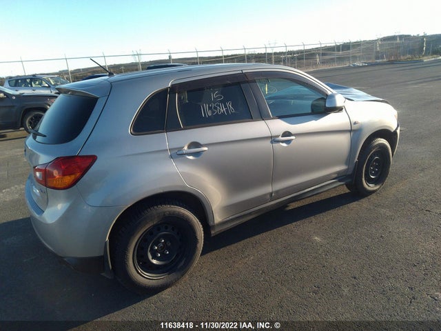4A4AJ3AU2FE609809 Mitsubishi RVR SE