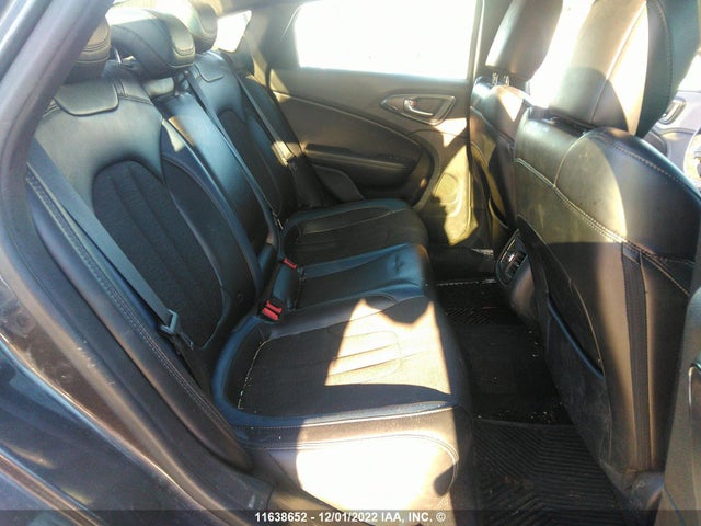 1C3CCCBG6FN674251 Chrysler 200 S