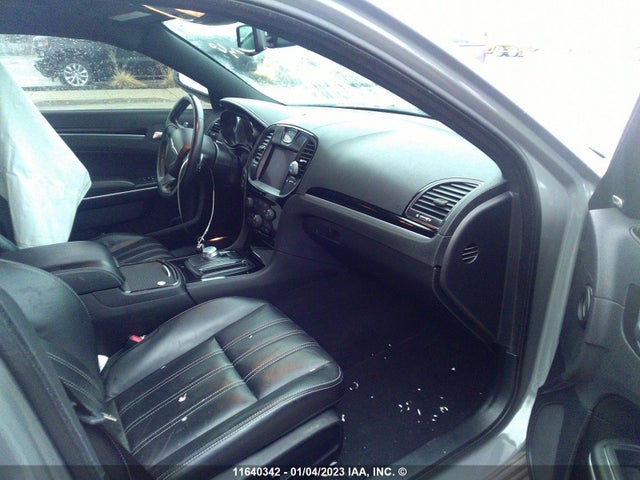 Chrysler 300 S 2019 2C3CCAGG7KH639914 Image 5