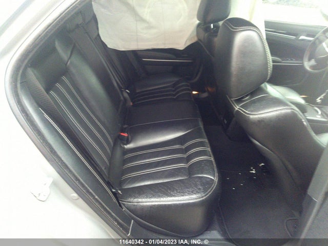 Chrysler 300 S 2019 2C3CCAGG7KH639914 Image 8