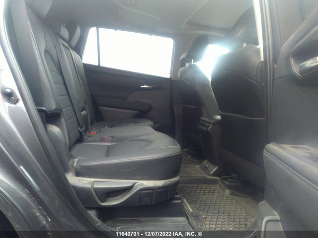 Toyota Highlander Xle 2021 5TDGZRBH1MS558874 Image 9