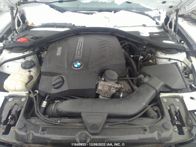 WBA3B9C54DF585863 BMW 335 XI