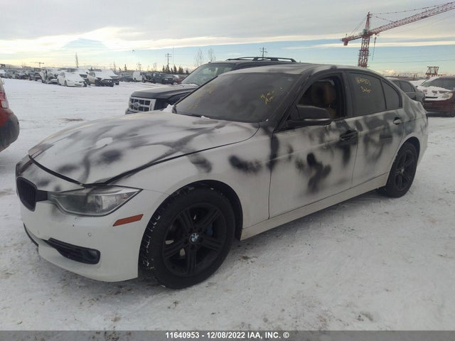 WBA3B9C54DF585863 BMW 335 XI