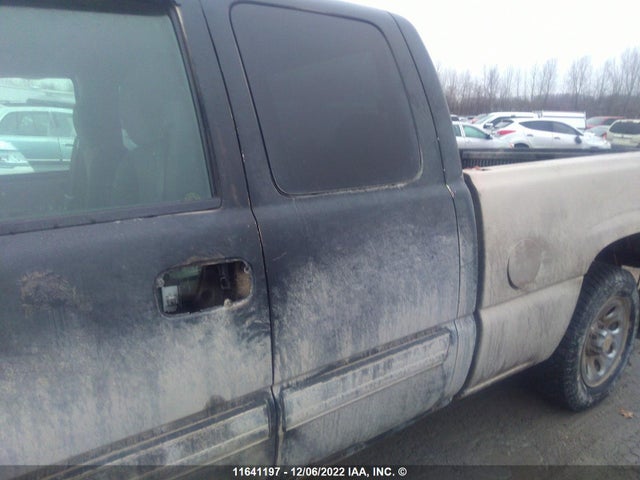 Chevrolet Silverado 1500 2005 2GCEC19V351261393 Image 9