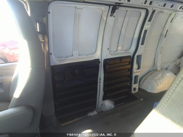 Chevrolet Express G2500 2020 1GCWGAFP4L1209255 Image 8