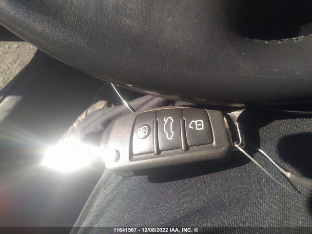 WAUB8GFF7J1086096 Audi A3 PREMIUM