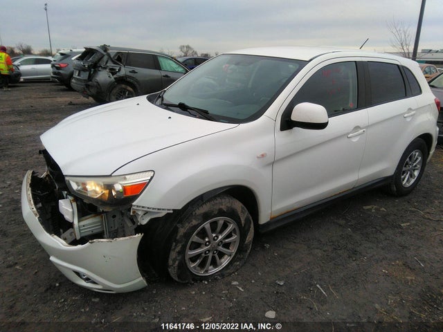 JA4AJ3AU1BZ602922 Mitsubishi RVR SE