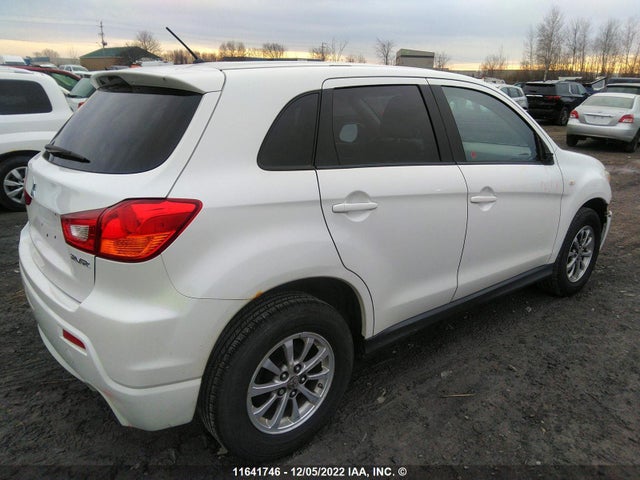 JA4AJ3AU1BZ602922 Mitsubishi RVR SE
