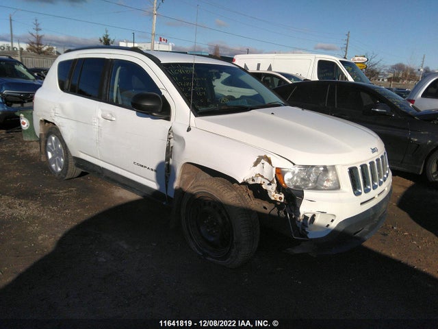 2011 1J4NF4FB4BD265191 main image