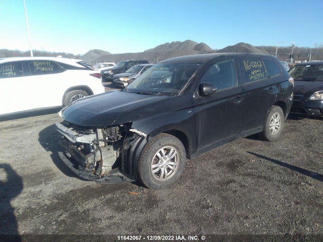 JA4JZ3AX1EZ603124 Mitsubishi Outlander Se