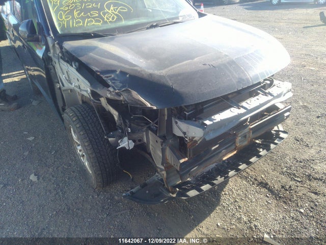 JA4JZ3AX1EZ603124 Mitsubishi Outlander Se