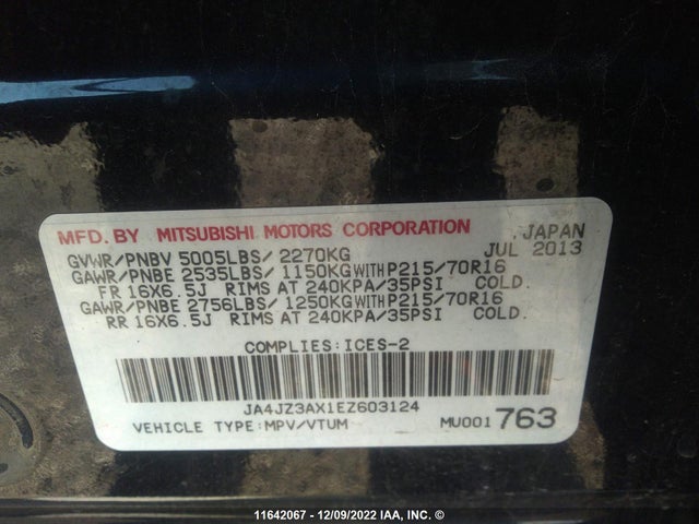 JA4JZ3AX1EZ603124 Mitsubishi Outlander Se