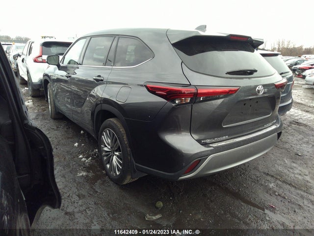 Toyota HIGHLANDER 2022 5TDFZRBH2NS207937 Image 4