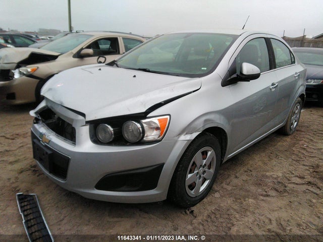 Chevrolet SONIC LT 2014 1G1JC5EH3E4170210 Image 2