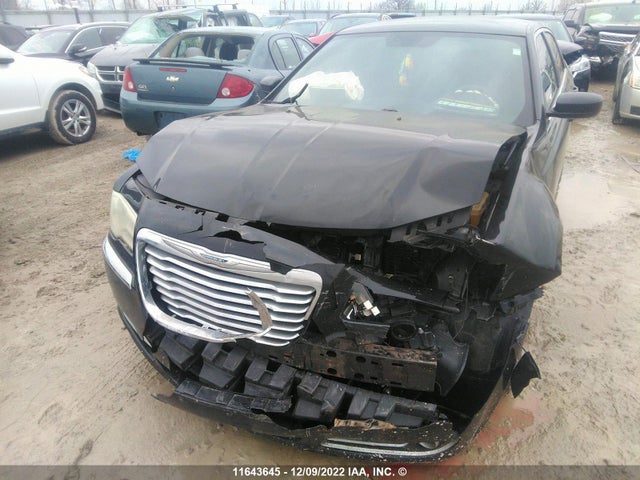 2C3CCAAG4EH141442 Chrysler 300 Touring