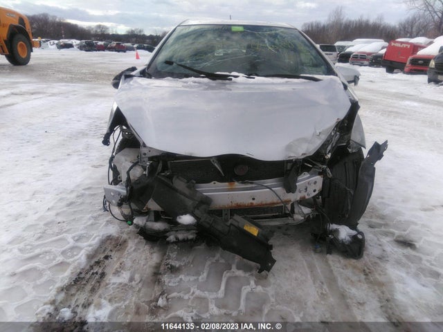 Toyota PRIUS C 2013 JTDKDTB32D1042224 Image 7