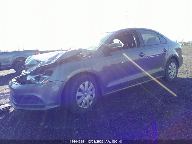 3VW267AJ5GM365625 Volkswagen JETTA S