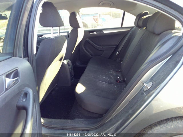 3VW267AJ5GM365625 Volkswagen JETTA S