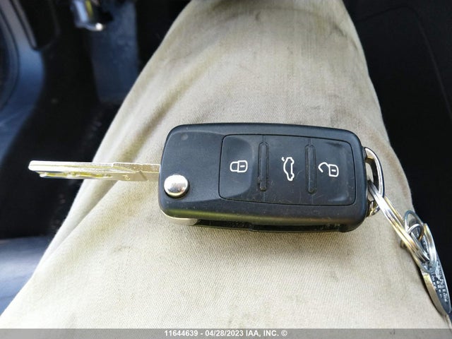 3VWLA7AJ6FM203567 Volkswagen JETTA TDI