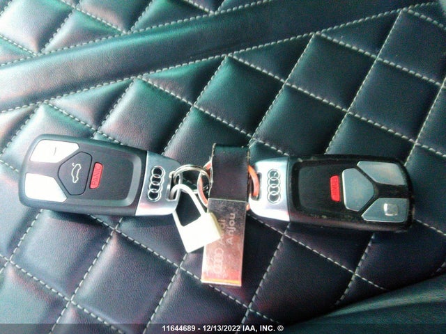 WAUC4CF57JA005503 Audi S5 Prestige