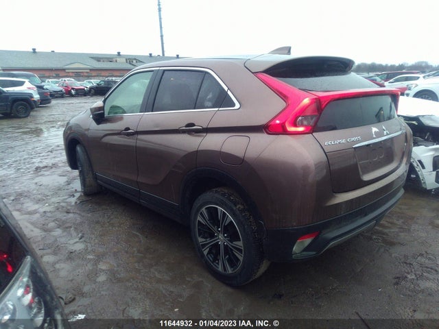JA4AT3AA7LZ601971 Mitsubishi Eclipse Cross Es