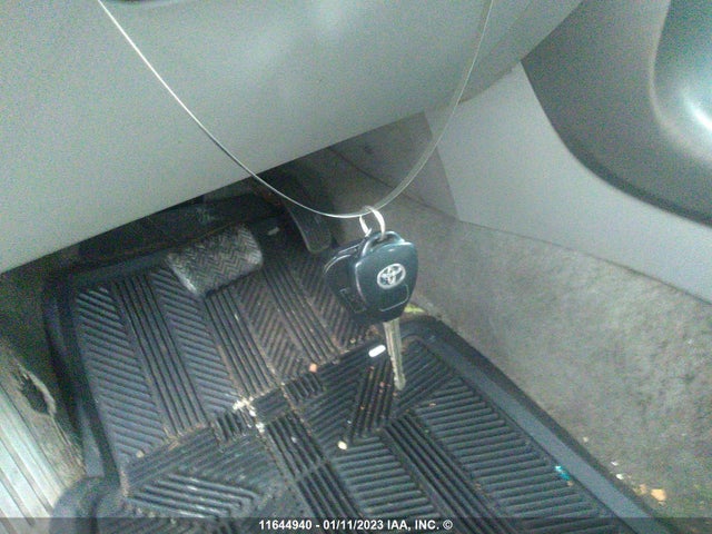Toyota RAV4 2010 2T3BF4DV3AW031373 Image 3