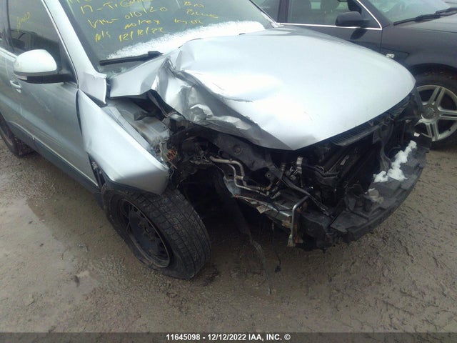 WVGMV7AX1HK010720 Volkswagen Tiguan Comfortline