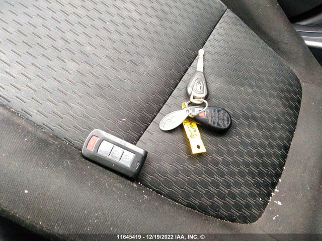 JA4JZ3AXXEZ602098 Mitsubishi Outlander Se