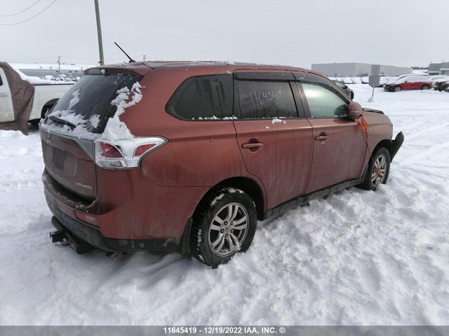 JA4JZ3AXXEZ602098 Mitsubishi Outlander Se