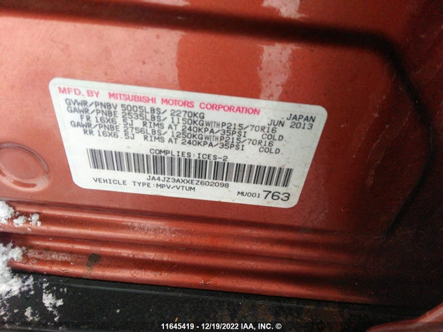 JA4JZ3AXXEZ602098 Mitsubishi Outlander Se