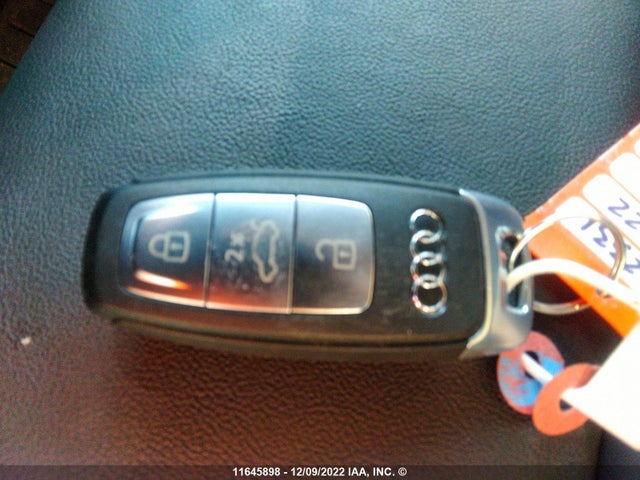 WAUGUCGY4NA018144 Audi A3 PREMIUM