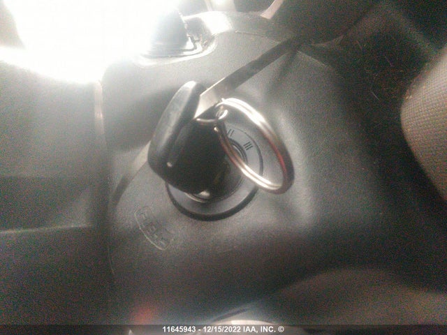 Honda ELEMENT EX 2010 5J6YH2H73AL800021 Image 3