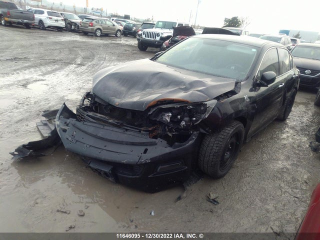 Honda ACCORD 2015 1HGCR2F57FA810635 Image 2