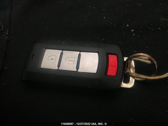 JA4ATVAA7NZ606540 Mitsubishi Eclipse Cross Le