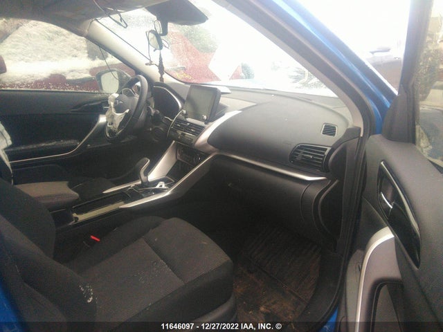 JA4ATVAA7NZ606540 Mitsubishi Eclipse Cross Le