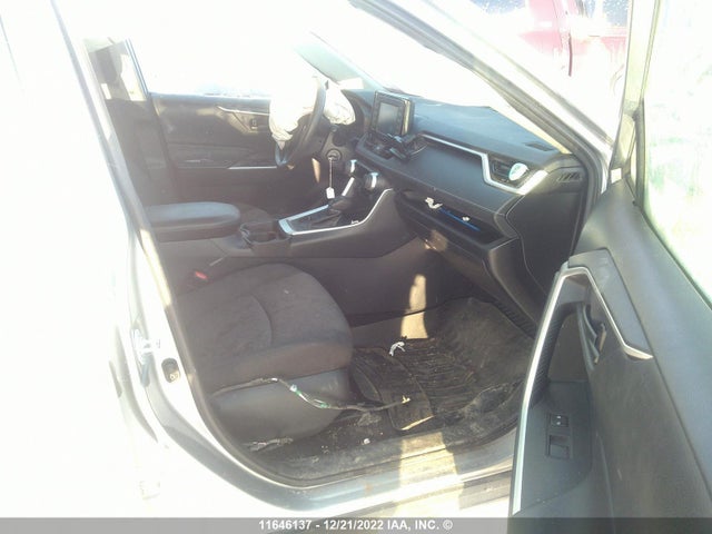 Toyota RAV4 LE 2019 2T3B1RFV8KC014452 Image 6