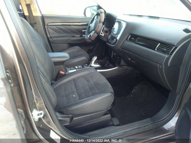 JA4J24A57JZ610601 Mitsubishi Outlander