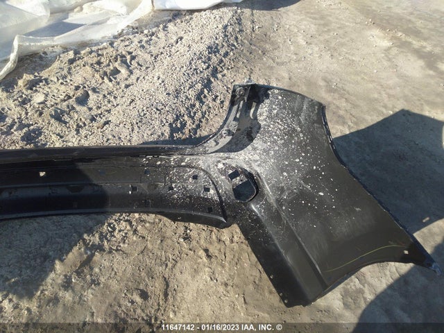 JA4AZ2A32KZ606813 Mitsubishi Es Rear Bumper Only