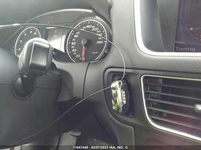 WA1VFCFP0CA094965 Audi Q5 Prestige