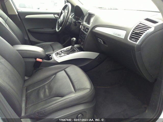 WA1VFCFP0CA094965 Audi Q5 Prestige