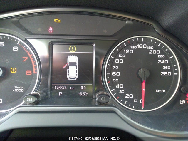 WA1VFCFP0CA094965 Audi Q5 Prestige